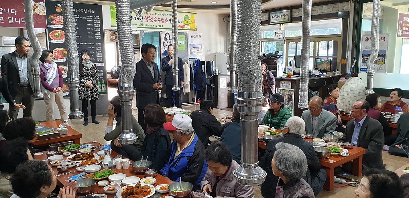 노형동지역사회보장협의체, 독거 어르신을 위한 식사 제공 봉사 활동 전개 첨부이미지