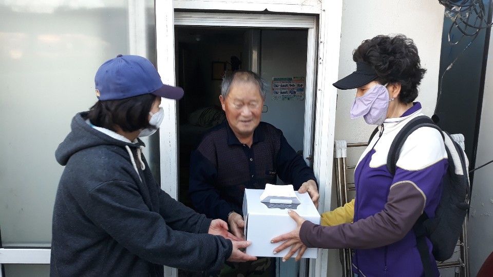 용담1동 지역사회보장협의체,  떡케잌 나눔 봉사 추진 첨부이미지