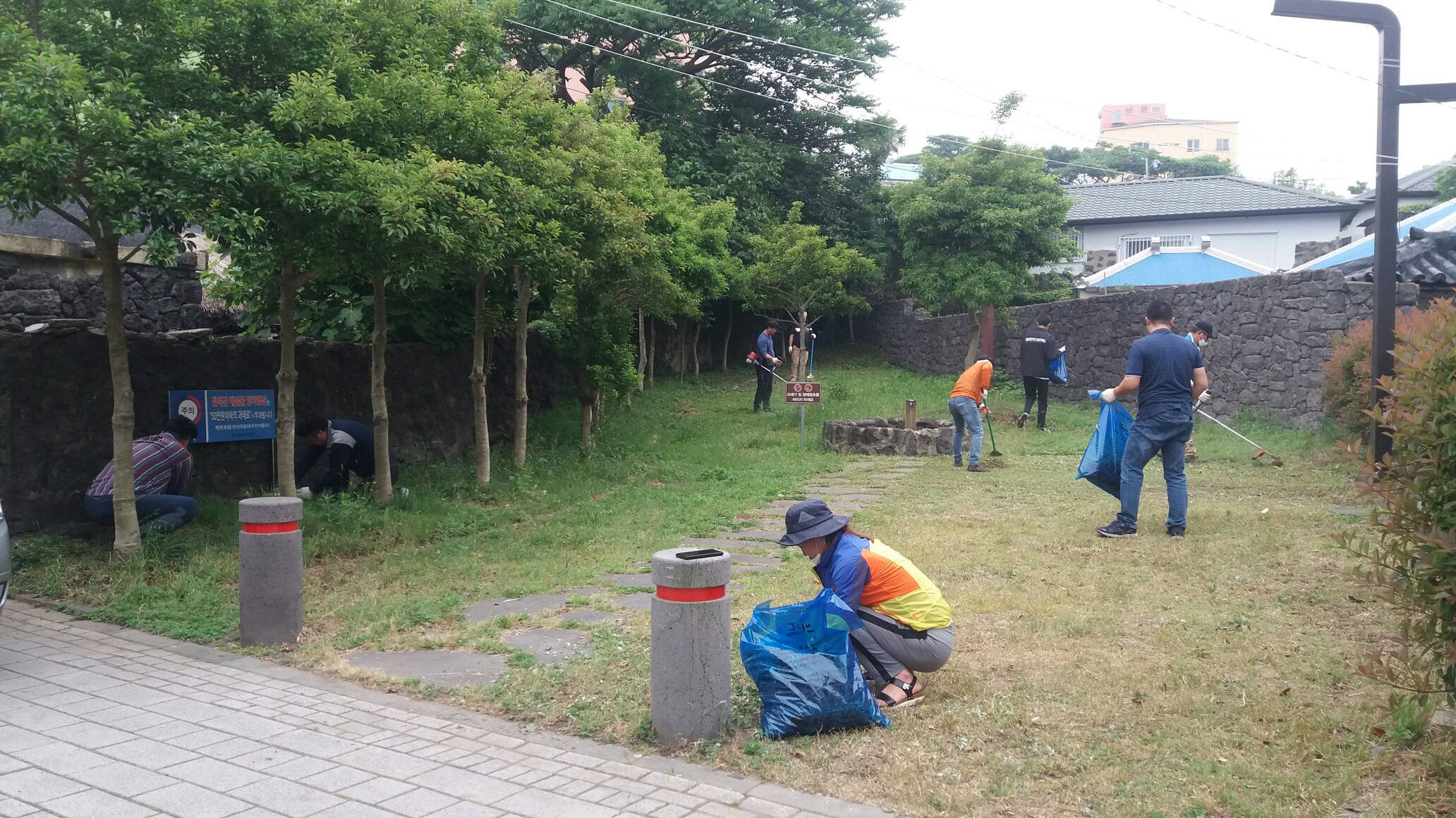 삼도2동연합청년회, 소공원 및 공한지 풀베기 추진 첨부이미지