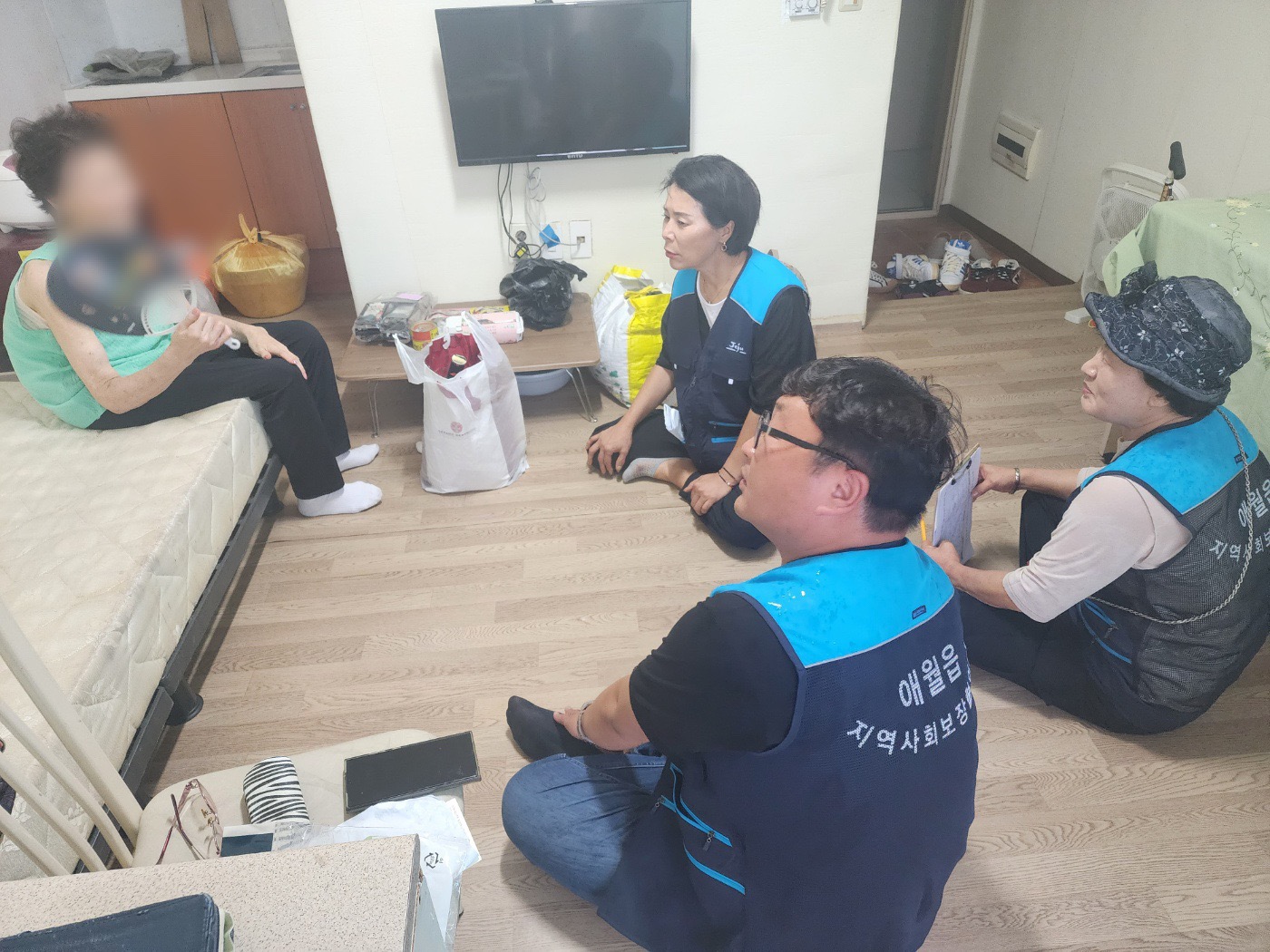 애월읍지역사회보장협의체, 찾아가는 애월고팡, 돌봄취약가구 안전돌봄day활동 실시 첨부이미지