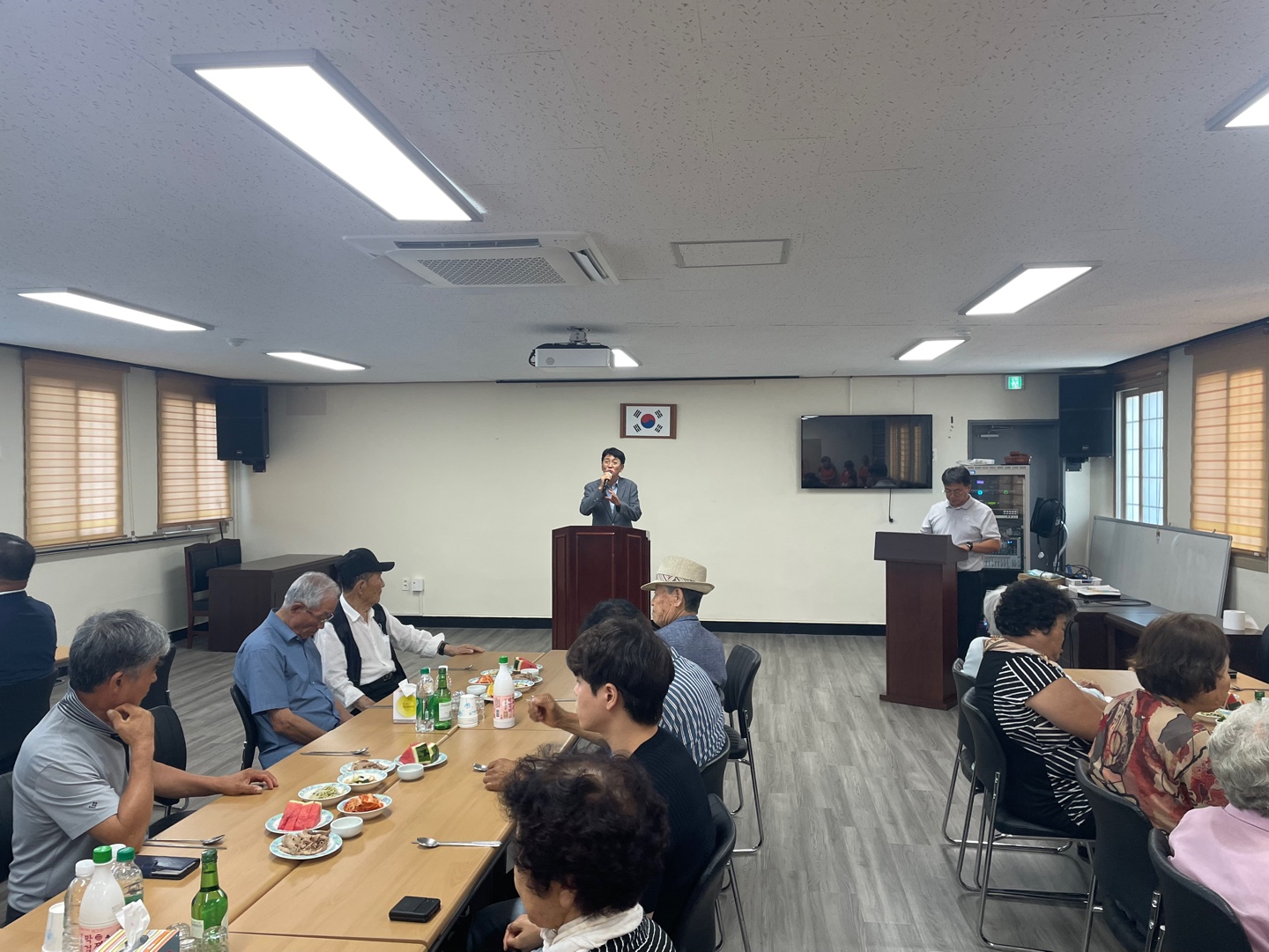 경로당 순회 건강식 나눔행사 현장 방문 첨부이미지