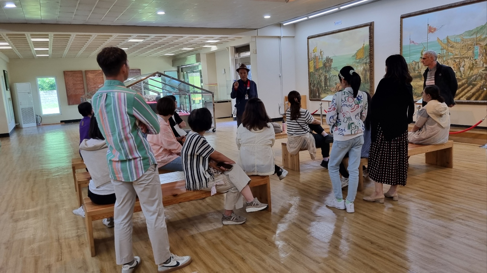 항파두리에 근무하는 이상현문화해설사님 칭찬합니다! 첨부이미지