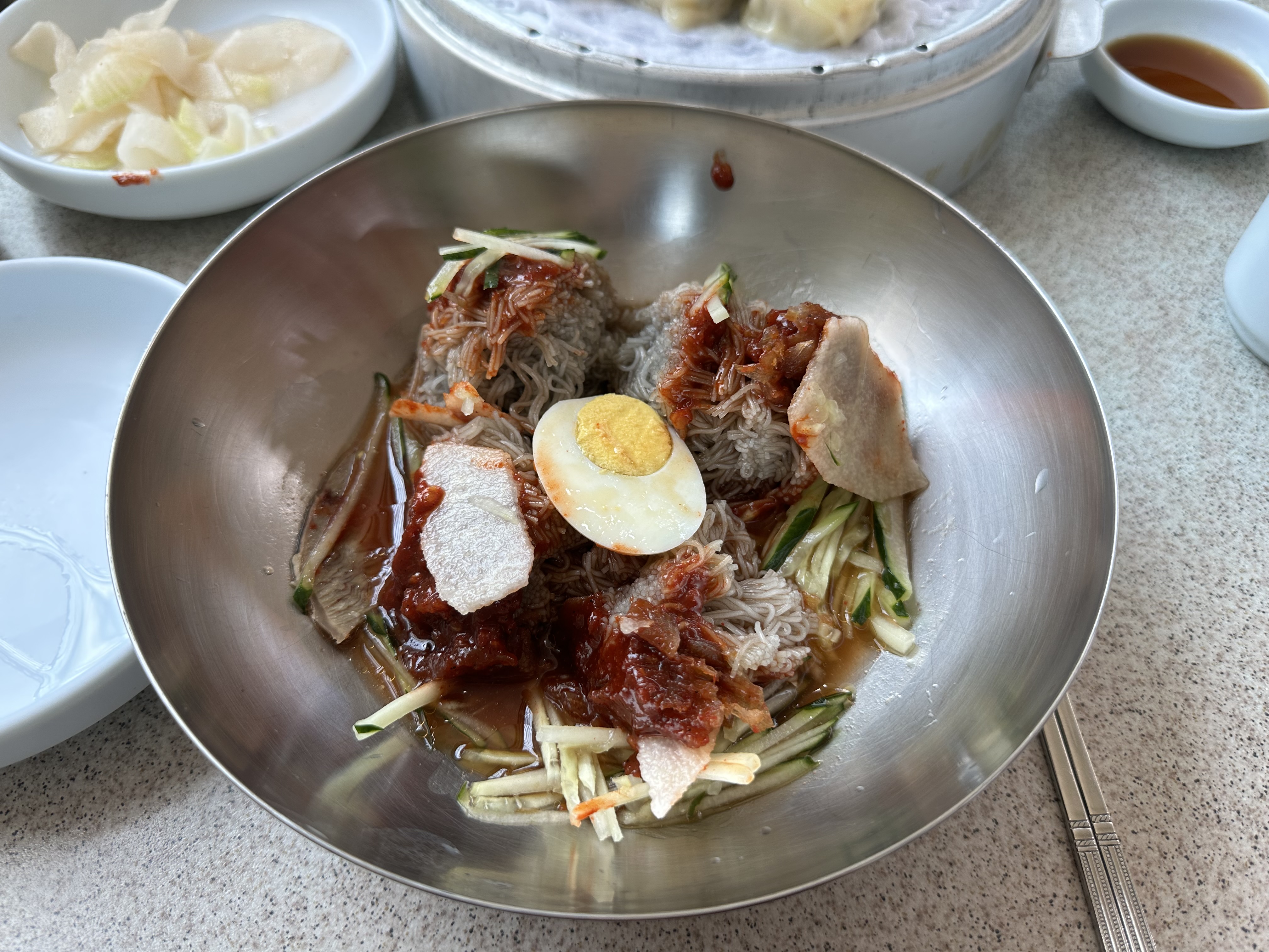 함흥면옥에서 냉면을.. 첨부이미지