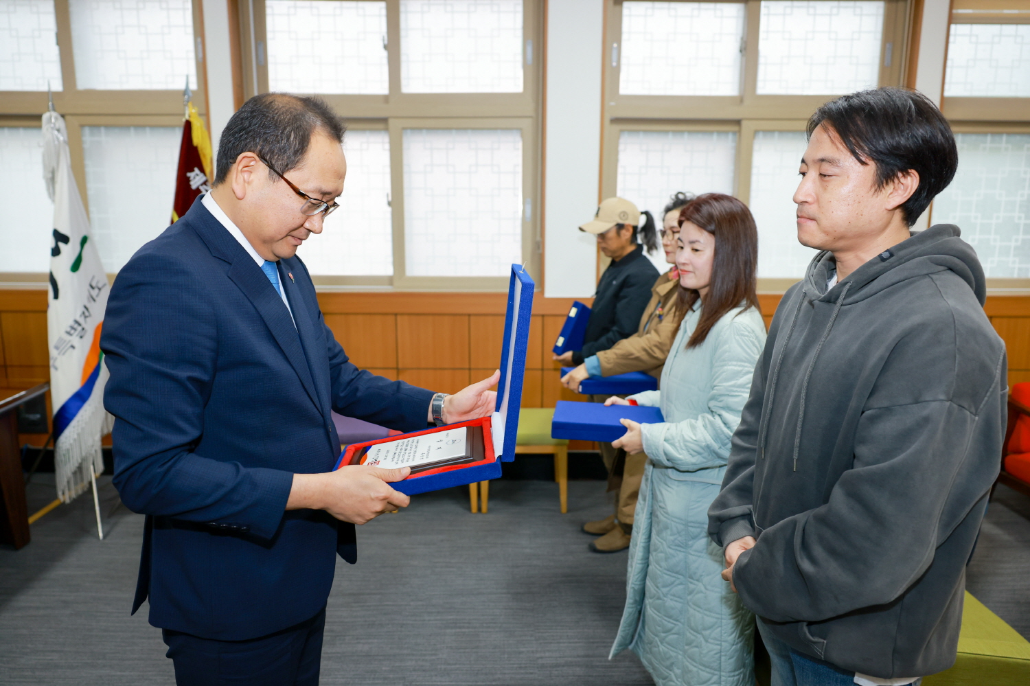 _강병삼 제주시장,‘2023년 곱들락 한 집’선정·상패 수여 04.jpg