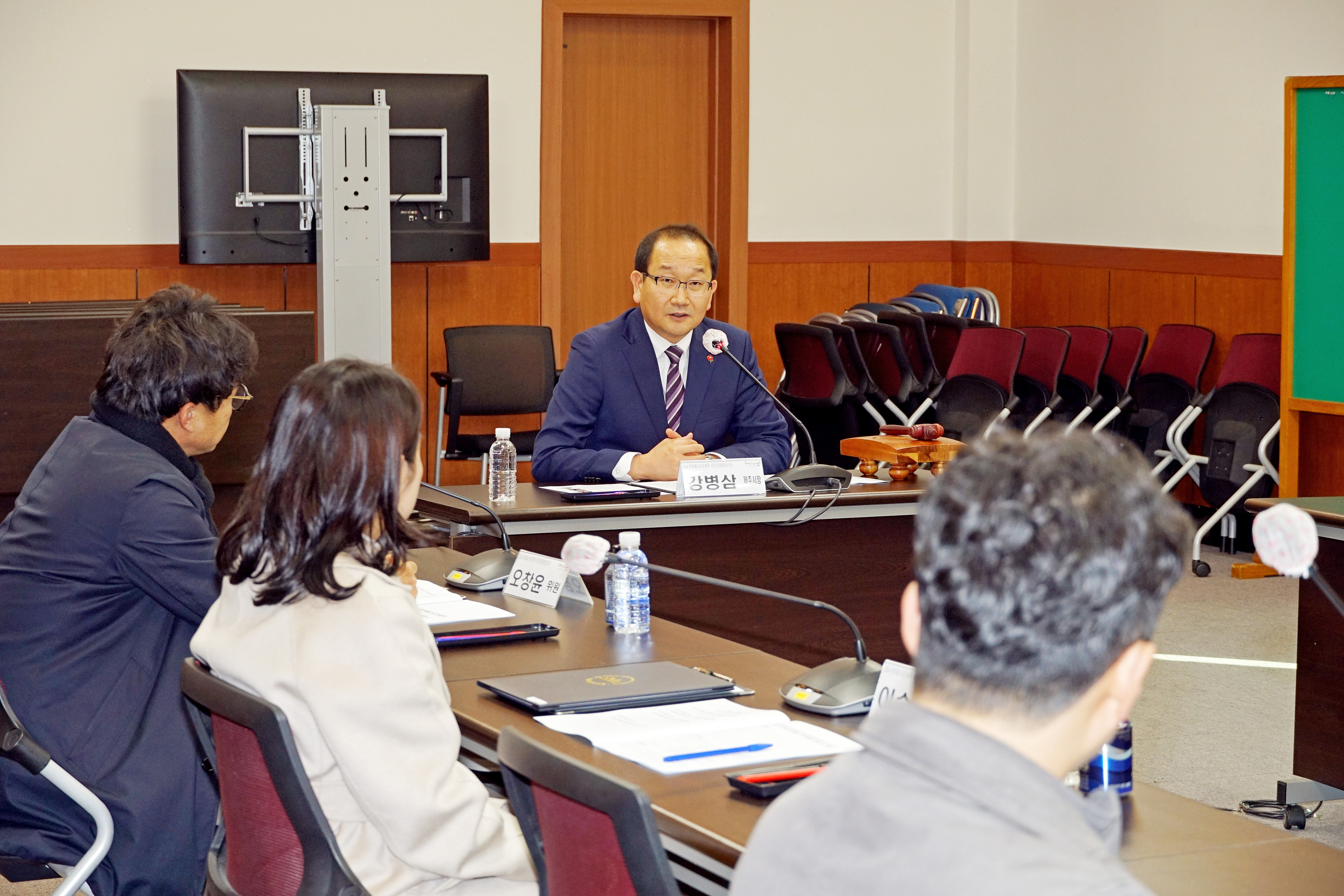 아트페스타인제주 제3기 추진위원 위촉식 (4).JPG