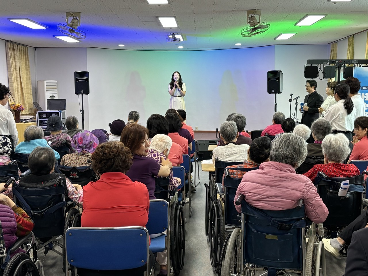 구좌합창단, 김녕리 소망요양원 찾아가는 음악회 개최 첨부이미지