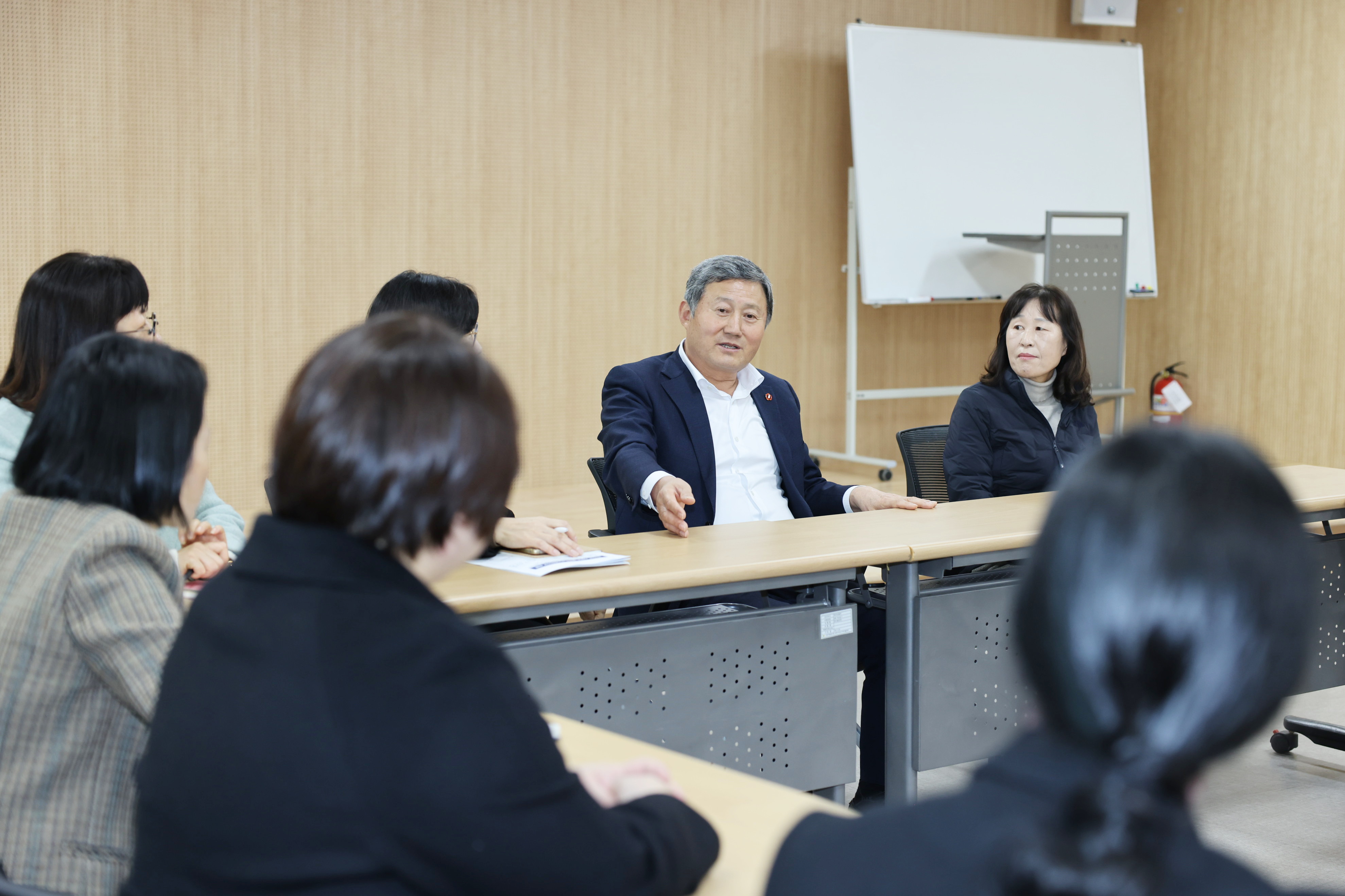 김완근 제주시장, 설맞이 주거 취약가구 위문 (3).JPG