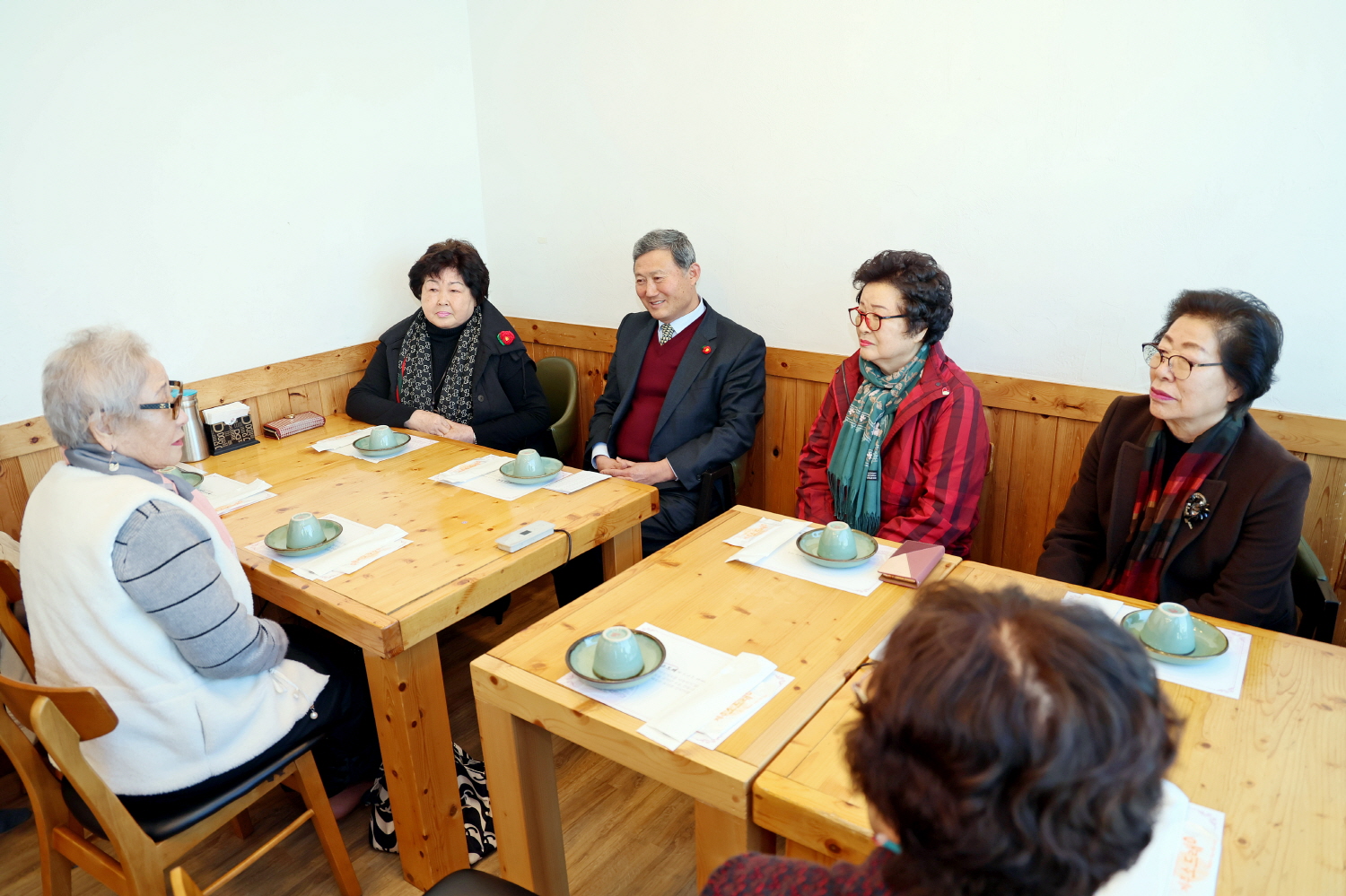 _0306-세계여성의날 기념 역대 김만덕수상자 오찬 간담회 (2).JPG