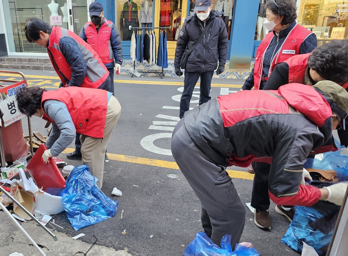 일도1동통장협의회 클린하우스 환경정비 첨부이미지