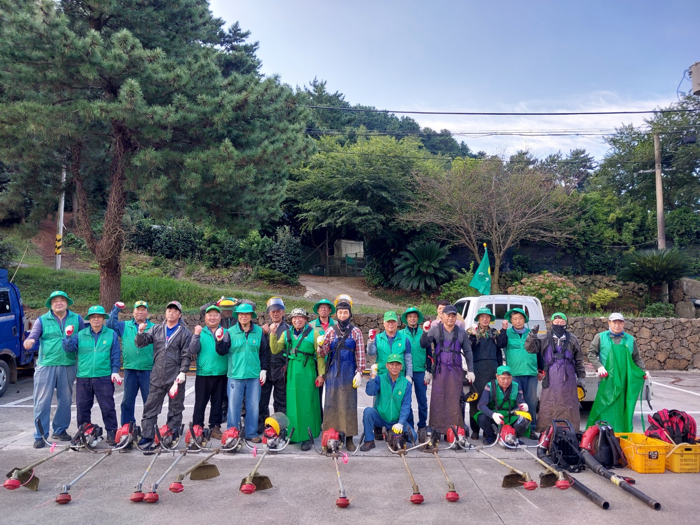 새마을지도자삼양동협의회, 원당봉 산책로 환경정비 첨부이미지