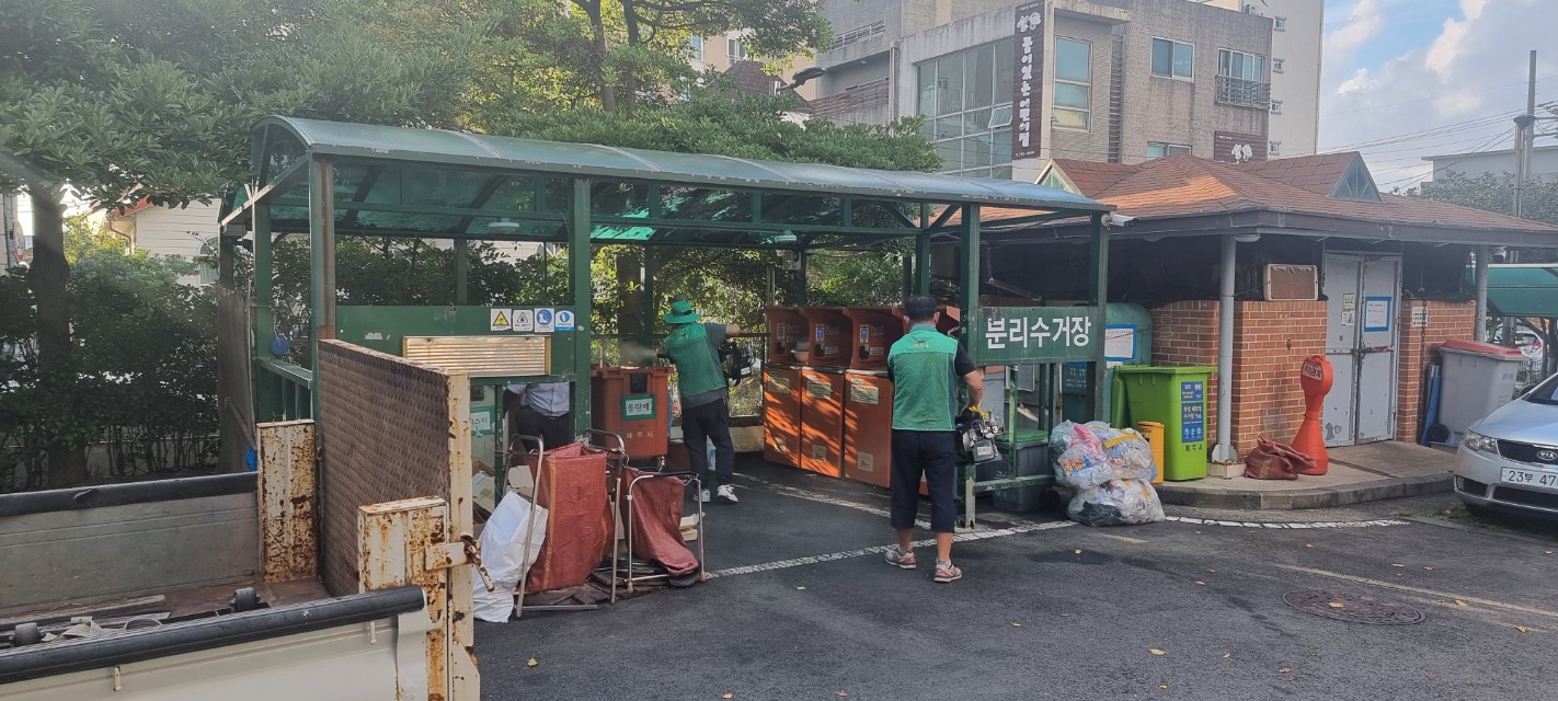 새마을지도자 외도동협의회, 주민자율 방역 활동 실시 첨부이미지