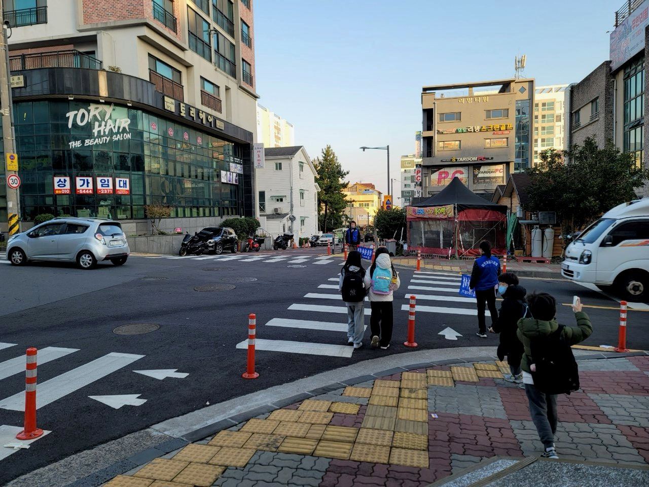 바르게살기운동 외도동위원회, 교통안전 예방 캠페인 전개 첨부이미지