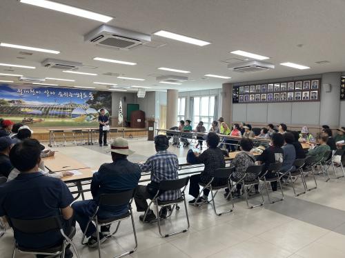 (6.30 외도동)외도동, 환경분야 기간제 근로자 대상 여름철 안전교육 실시.jpg
