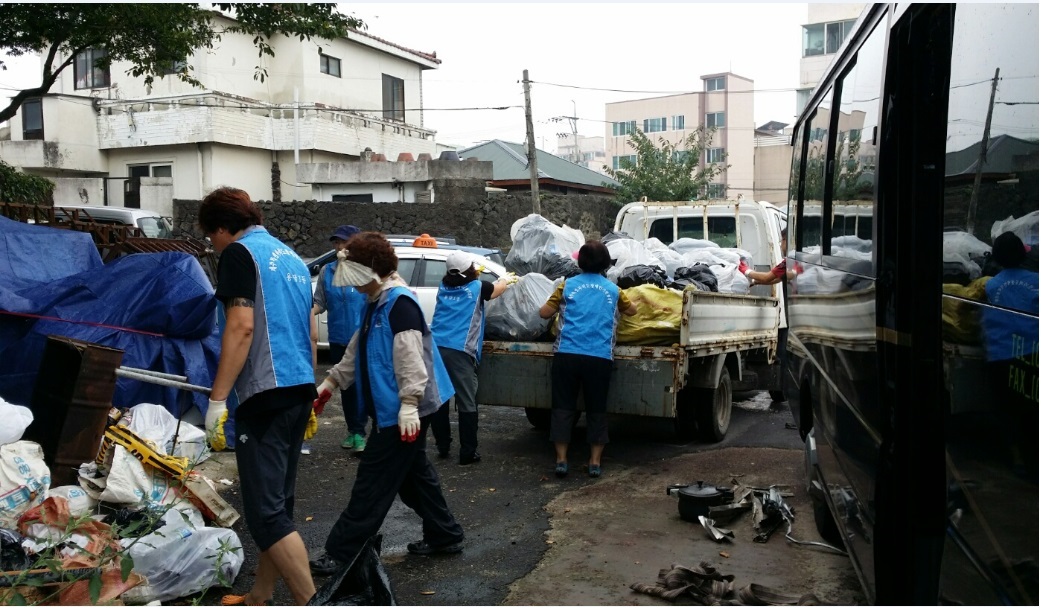 (용담1동)장애인지원협의회 자원모으기(고철) 활동 전개 첨부이미지